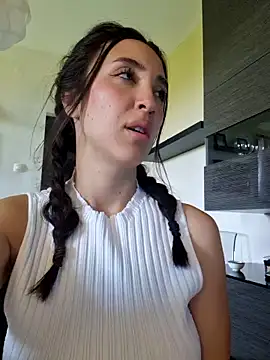 Ramonaline's Live Chat Room