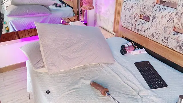 emily_dempsey Webcam Show
