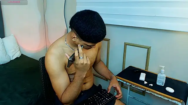 Thony_Big Show Webcam