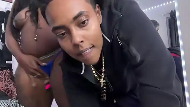 Show Webcam de sevynsexysinss