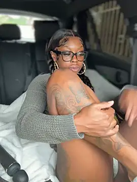 Pokazy przed kamerką – sevynsexysinss