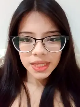 omifresita Adlı Modelin Canlı XXX Sohbeti