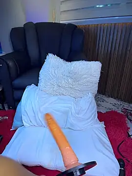 BonnieRitz Show in webcam