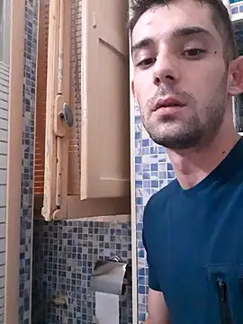 Show de OnlyOneMen na webcam