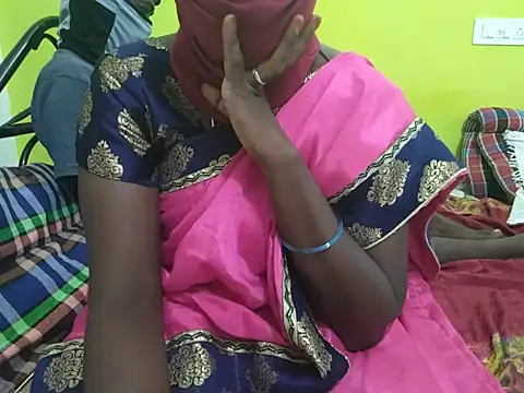 tamil_sumathi's Webcam Show