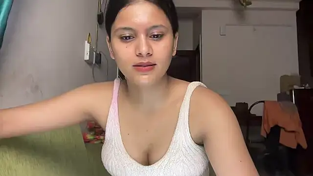 Naira_fit Pertunjukan Webcam