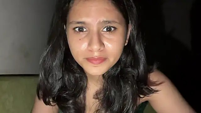 Naira_fitn Webbikameraesitys