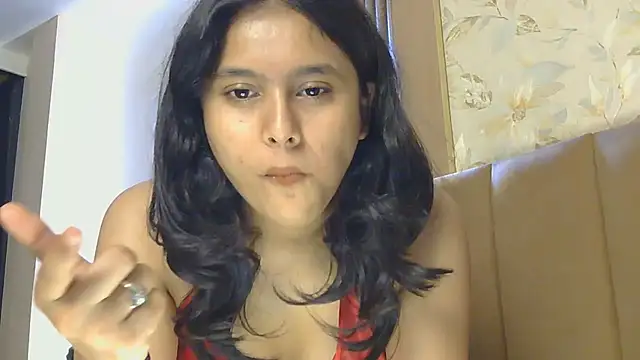 Naira_fit Show in webcam
