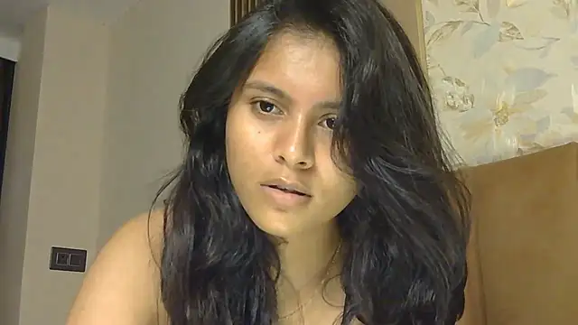 عرض كام Naira_fit