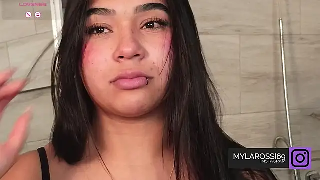 Chat XXX ao vivo de Mylarossi