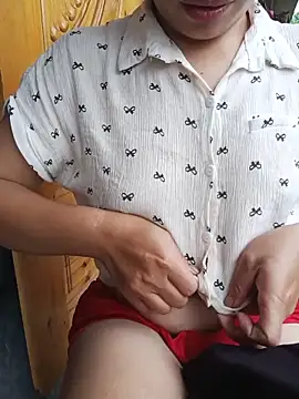 Evelyn-n's Live XXX Chat