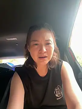 A-ZJunn 网络视讯表演