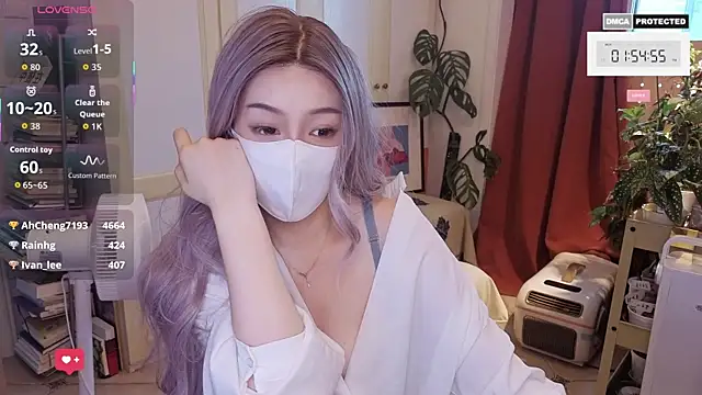 nayomi_34f Show Webcam
