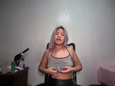 Tina_Slick Pertunjukan Webcam