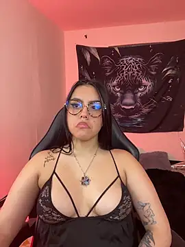 Nicolle_Ruizz Chat XXX live