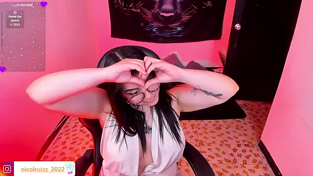 Nicolle_Ruizz 라이브 XXX 채팅