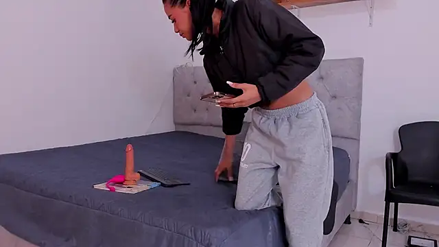 Show de sara_marin18 na webcam