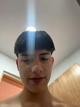 Lander_Cruz Pertunjukan Webcam