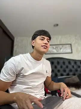 Lander_Cruz Show Webcam