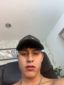 Lander_Cruz Webcamshow