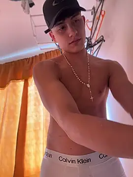 Lander_Cruz 웹캠 쇼