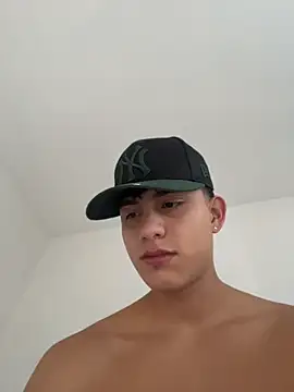 Lander_Cruz Pertunjukan Webcam