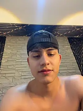 Lander_Cruz Pertunjukan Webcam