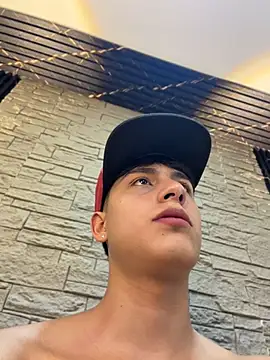 عرض كام Lander_Cruz