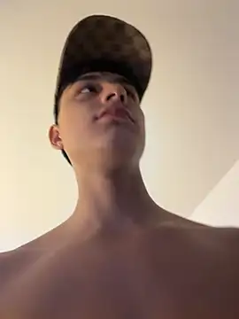 Lander_Cruz Webcam Show