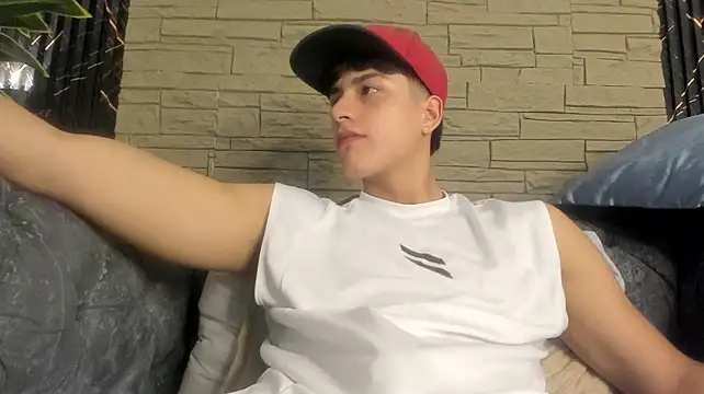 Lander_Cruz Webcam-Show