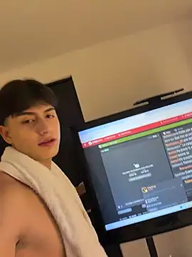 Lander_Cruz's Webcam Show