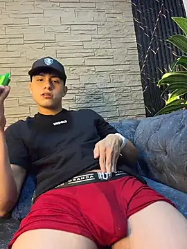 عرض كام Lander_Cruz