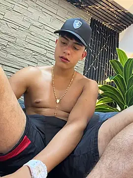 Lander_Cruz Webcam-Show
