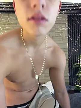 Lander_Cruz Pertunjukan Webcam