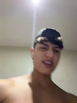 عرض كام Lander_Cruz