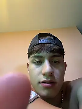 Lander_Cruz Pertunjukan Webcam
