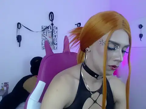BlakeNoir_ Show in webcam