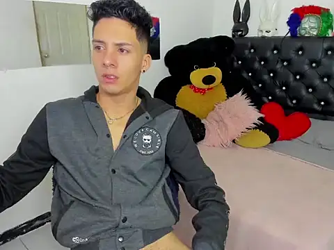 Show modela BlakeNoir_ na web-kameri