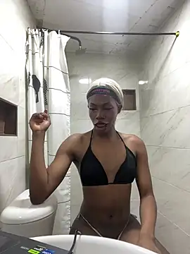 KEIKEI_on Webbikameraesitys