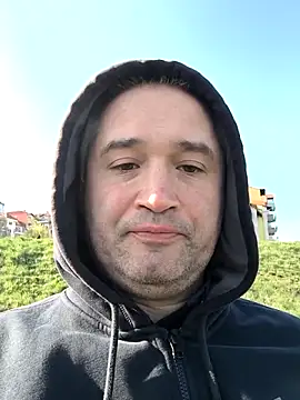 OLOMOUCAK Pertunjukan Webcam