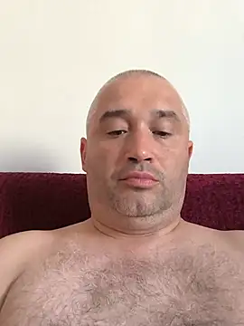 Michal_H_1982のウェブカメラショー