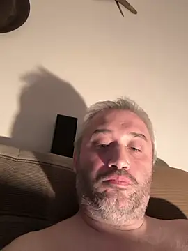 Show modela StredniNovosadak-Olomouc na web-kameri