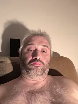 StredniNovosadak-Olomouc Adlı Modelin Web Kamerası Şovu