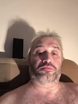 StredniNovosadak-Olomouc Adlı Modelin Web Kamerası Şovu