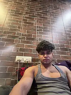 Vihaaanfucks Adlı Modelin Web Kamerası Şovu