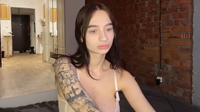 XXX chat uživo modela imChatty_Alice