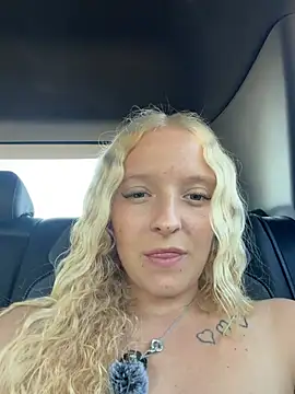 Sophie_cute06's Webcam Show