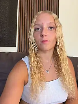 Sophie_cute06 Webcamshow