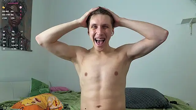 Show modela imadri na web-kameri