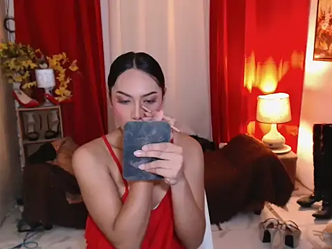 kylieEmparado Adlı Modelin Web Kamerası Şovu